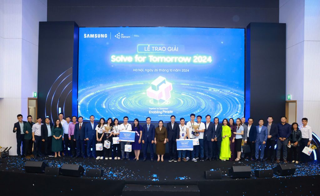 Samsung Việt Nam Tổng Kết và Công Bố Kết Quả Cuộc Thi Solve for Tomorrow 2024