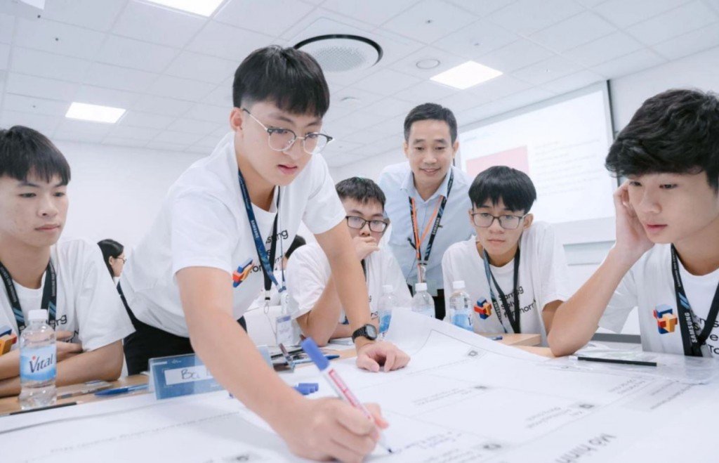 Nhiều chương trình đào tạo bổ ích được diễn ra xuyên suốt trong quá trình diễn ra cuộc thi