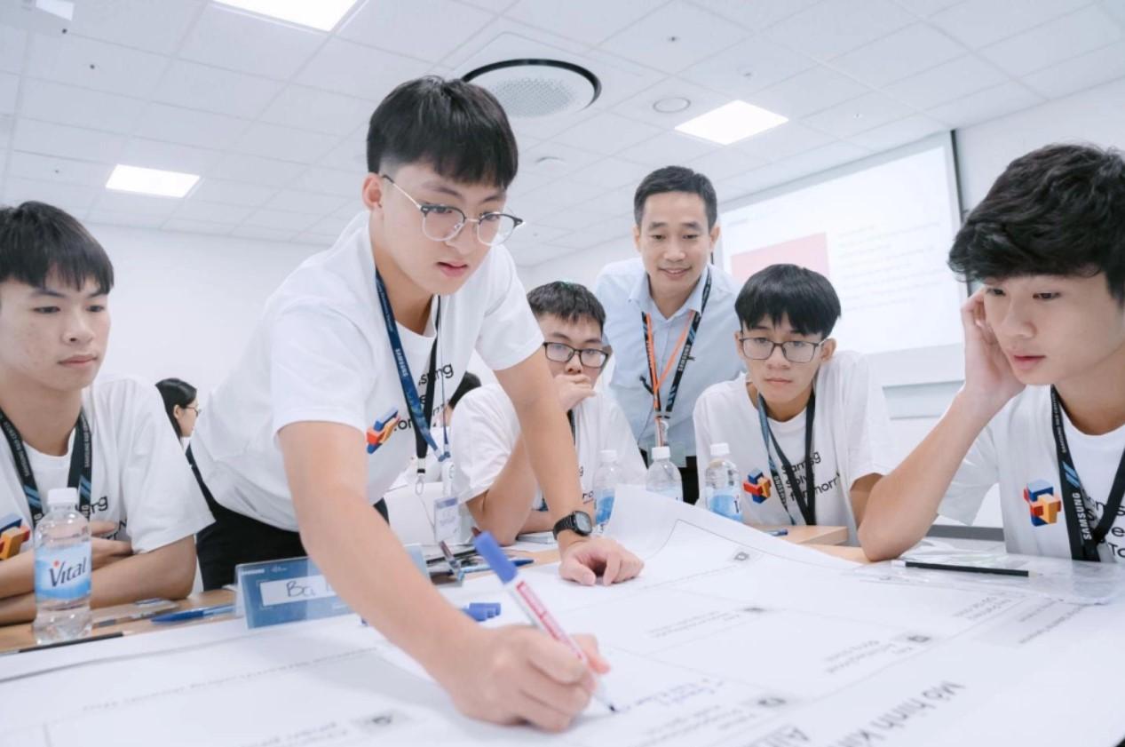 Sau vòng sơ khảo các em học sinh sẽ có cơ hội tham gia nhiều chương trình tập huấn cùng các chuyên gia